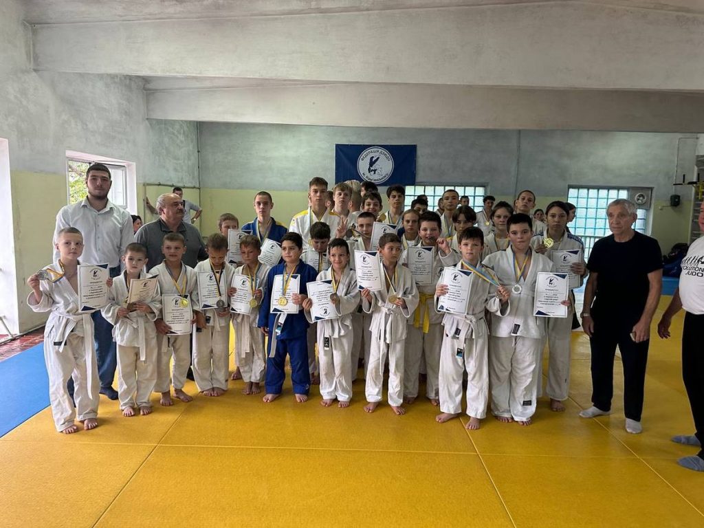 Каменские дзюдоисты отличились наградами на чемпионате города