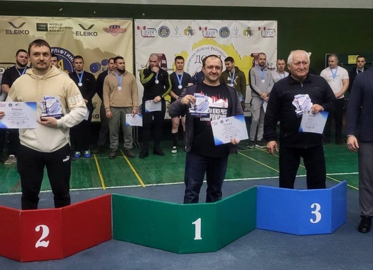 Каменчане одержали победу на Кубке Днепропетровской области по жиму лежа