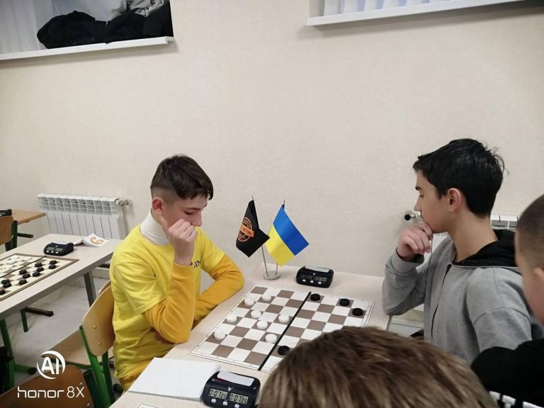 Шашкист из Каменского завоевал награды чемпионата Украины