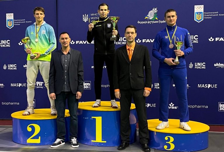 Дніпрянин став срібним призером Турніру найсильніших фехтувальників