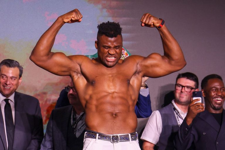 Экс-чемпион UFC Фрэнсис Нганну хочет реванша с Тайсоном Фьюри