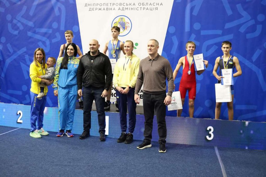 Каменские греко-римляне стали призерами чемпионата области Combat Games