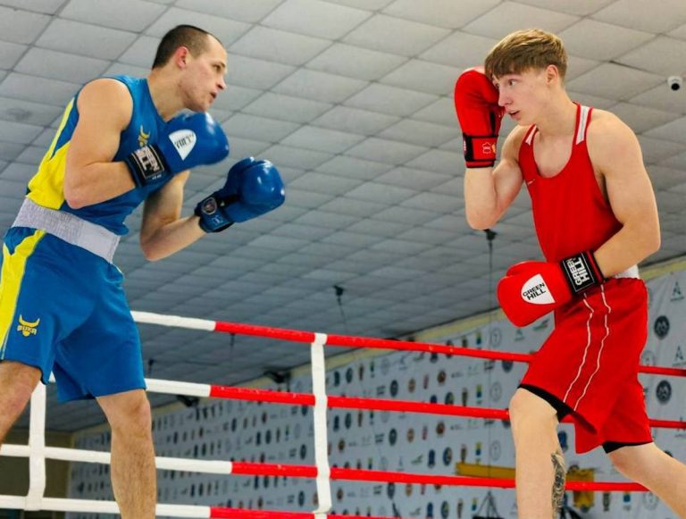 Каменские боксеры завоевали награды областного чемпионата