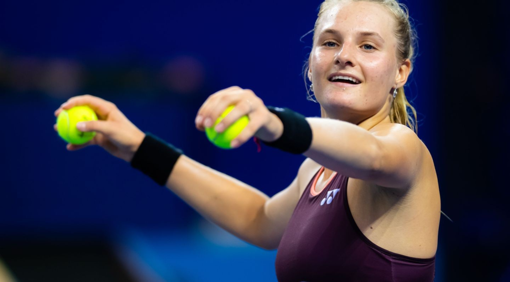 Ястремська з камбеком переграла Волинець та вийшла до 1/8 WTA 250 в Гобарті