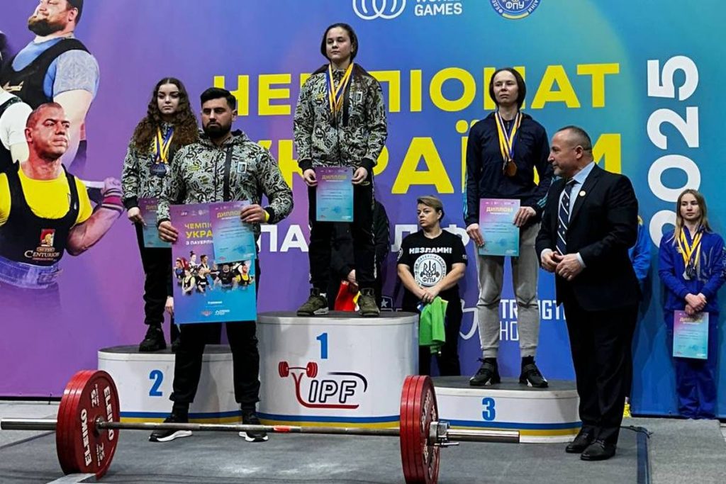 Каменчанка Татьяна Бирюк завоевала четыре медали на чемпионате Украины по пауэрлифтингу