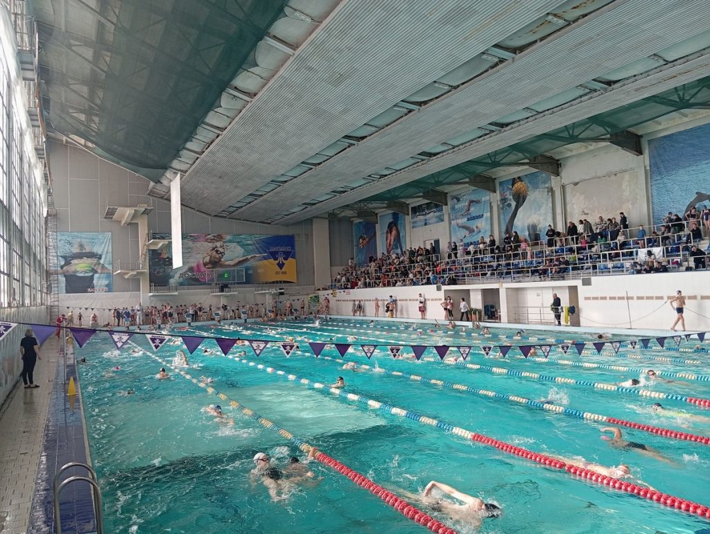 Кам’янські плавці вибороли 79 медалей на відкритому чемпіонаті міста