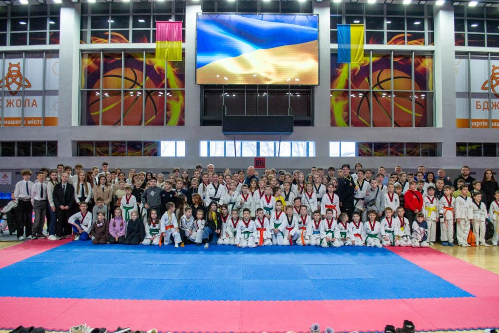 Понад 400 учасників із семи міст України: Кам’янське прийняло відкритий чемпіонат міста з тхеквондо