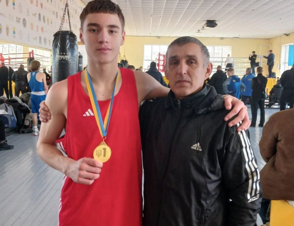 Боксери кам’янської ДЮСШ№2 здобули нагороди обласного чемпіонату