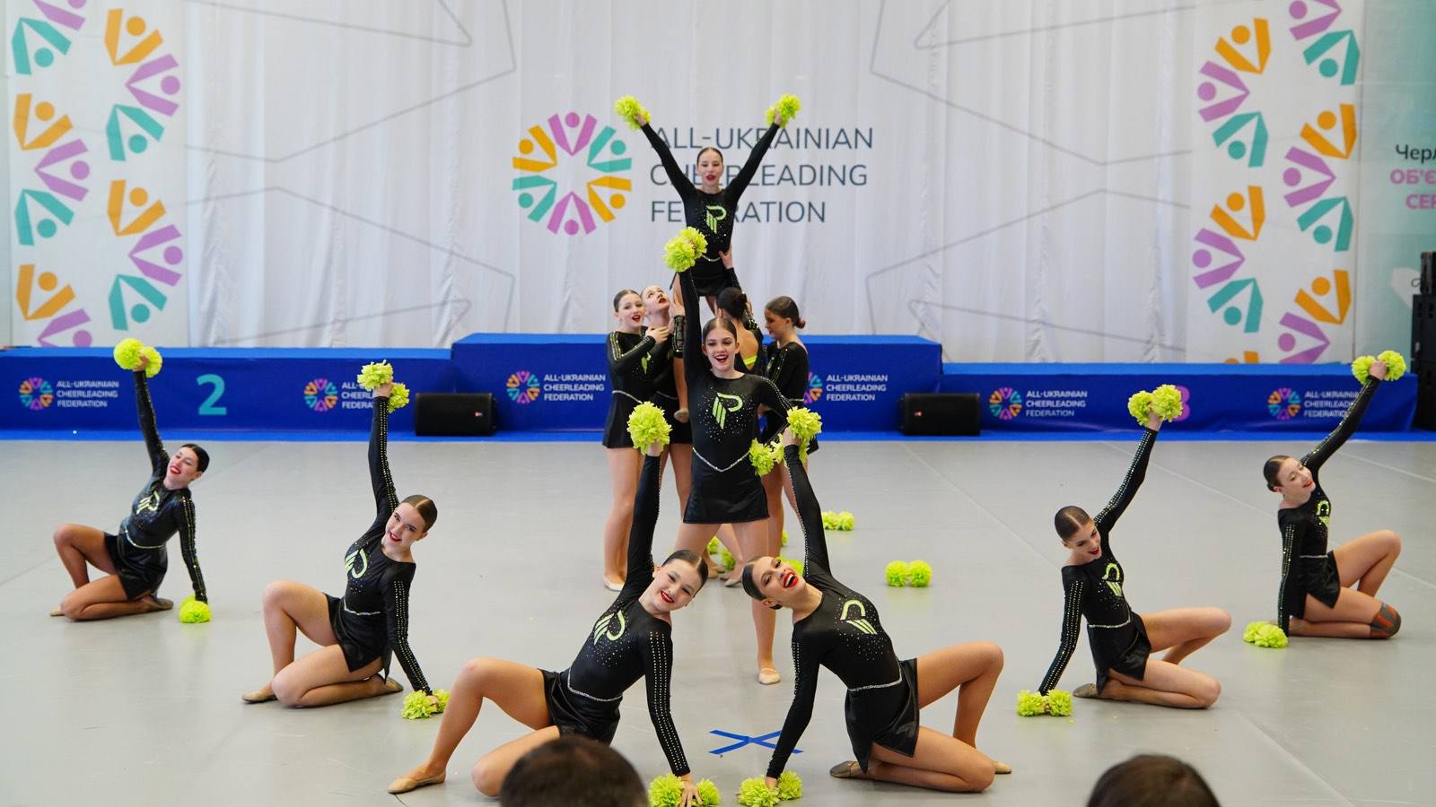 Кам'янські черлідерки стали призерками чемпіонату України у Львові