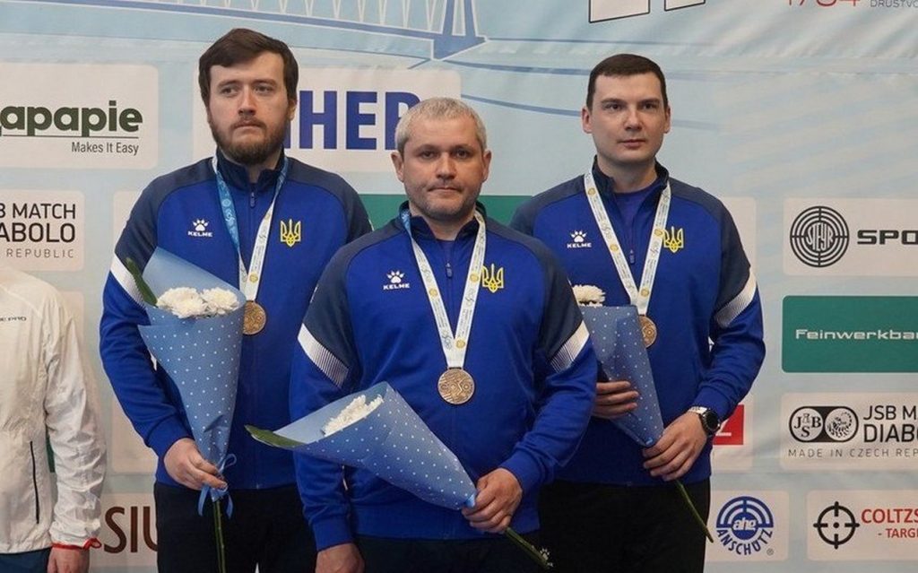 Збірна України виборола “бронзу” на чемпіонаті Європи з кульової стрільби