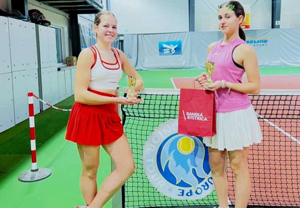 Кам’янчанка Марина Левадна – срібна призерка міжнародного турніру в Словаччині