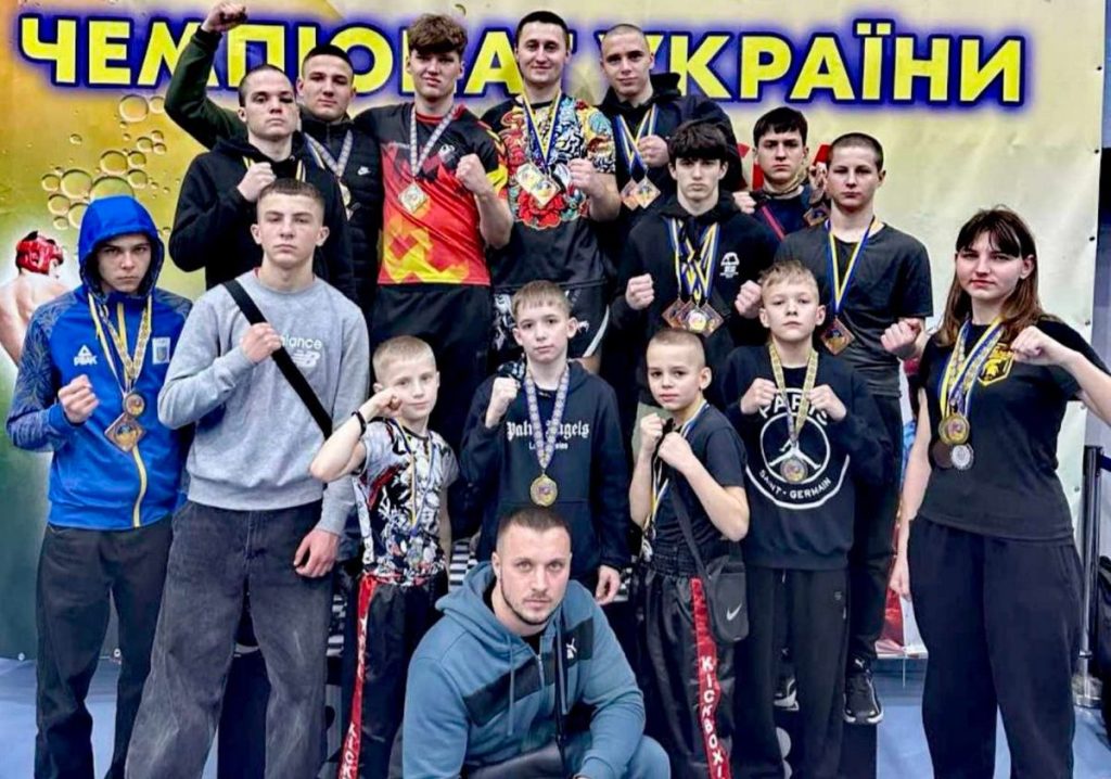 Кікбоксери Кам’янського здобули 29 медалей на чемпіонаті України