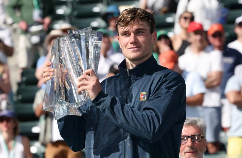 Британец Джек Дрейпер стал чемпионом турнира ATP 1000 в Индиан-Уэллсе