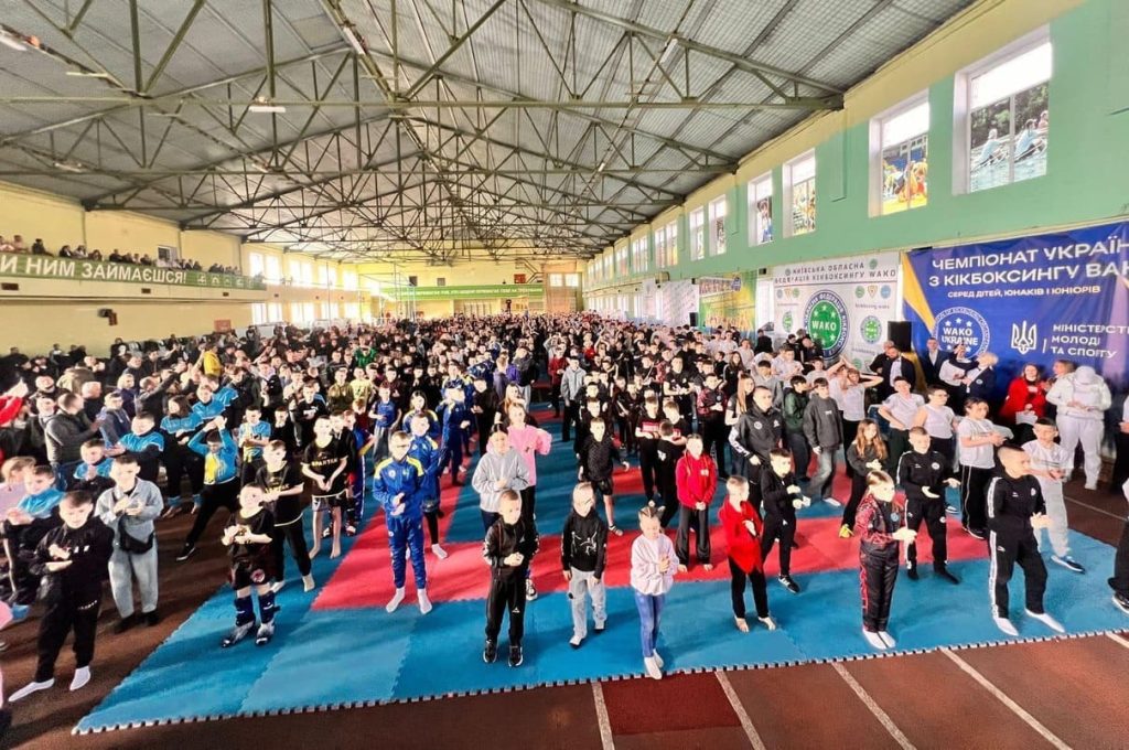Понад тисячу юних спортсменів встановили рекорд України з кікбоксингу на чемпіонаті в Броварах