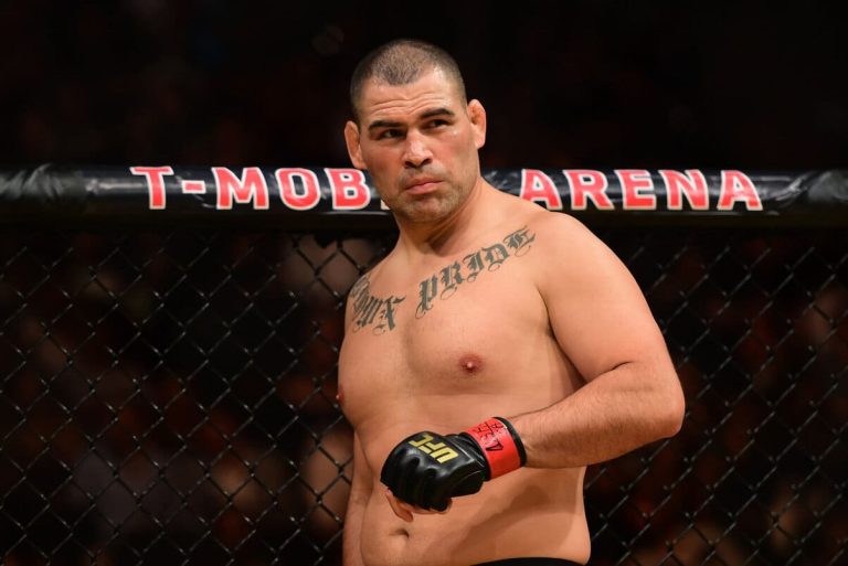 Экс-чемпиона UFC Кейна Веласкеса приговорили к пяти годам лишения свободы