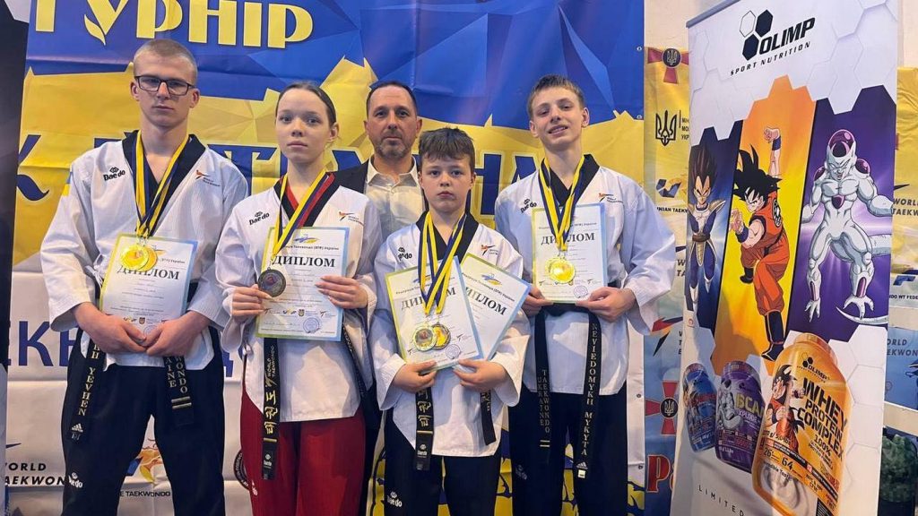 Тхеквондисти Кам’янського вибороли нагороди всеукраїнських змагань