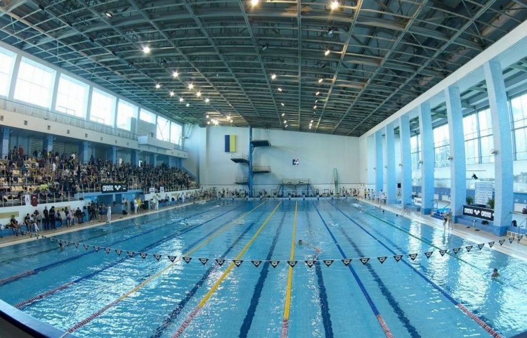 Плавці Кам’янського вибороли 19 медалей на чемпіонаті області