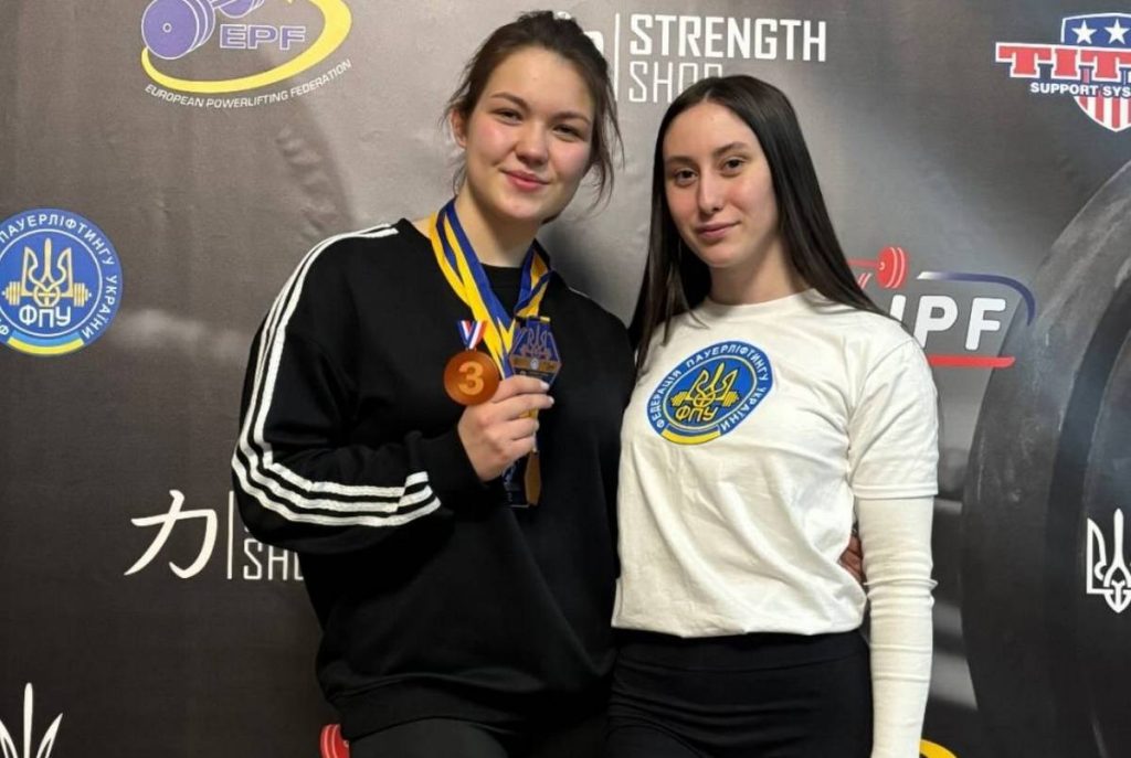 Каменские спортсменки — призеры чемпионата Украины по пауэрлифтингу