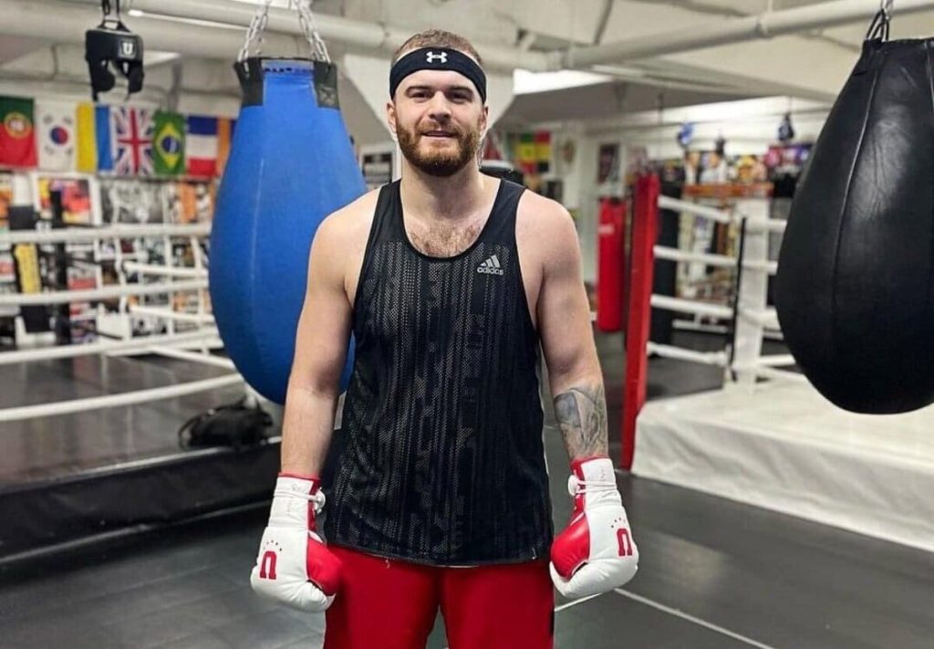 Український боксер Цотне Рогава пройшов до 1/8 фіналу Гран-прі WBC