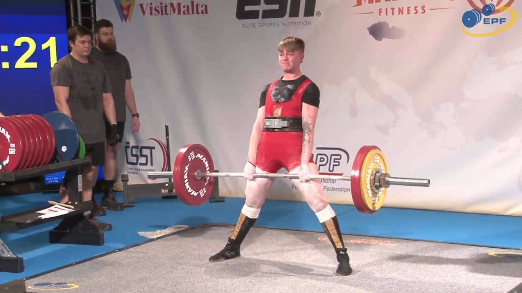 Каменчанка Доминика Атаева завоевала четыре медали чемпионата Европы по пауэрлифтингу и выполнила норматив МС (видео)