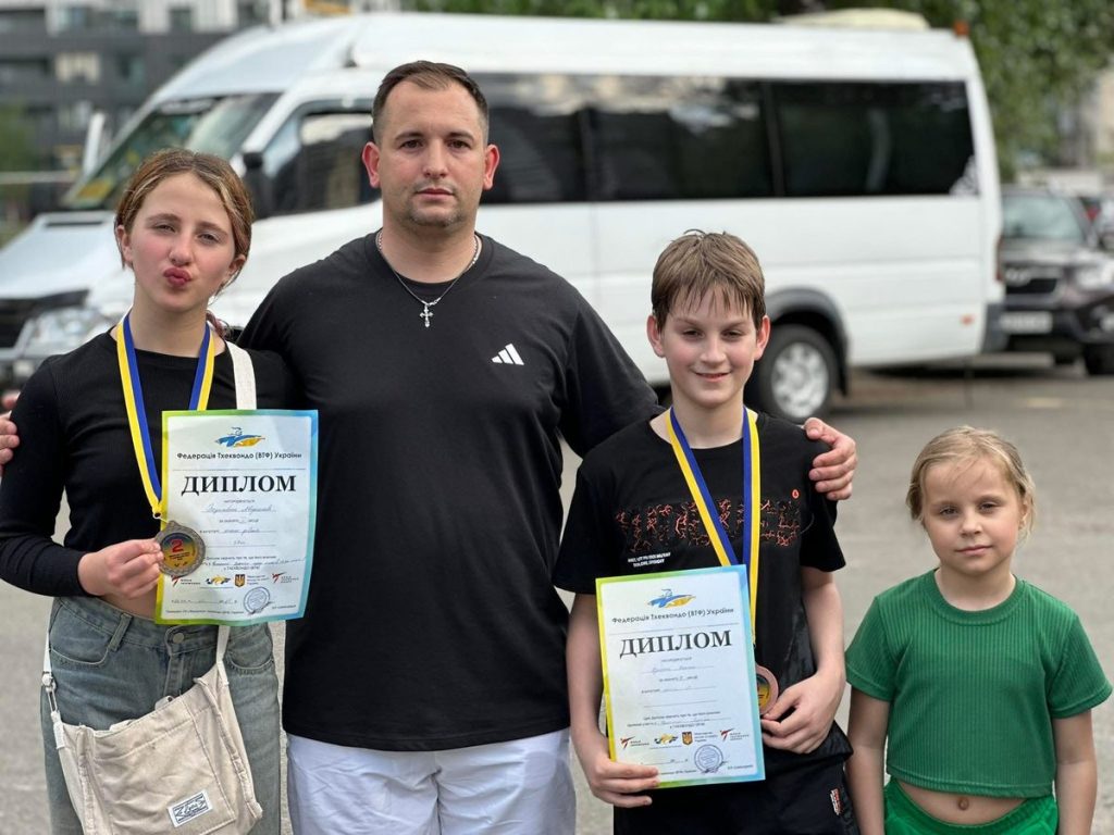 Каменские тхэквондисты завоевали медали на Чемпионате Украины и Кубке Президента в Киеве