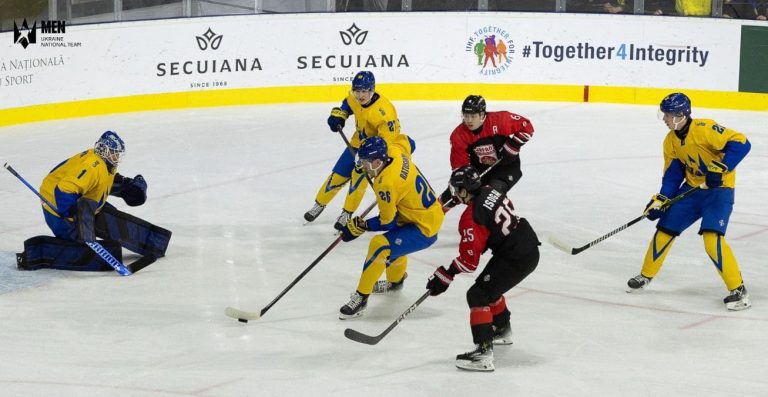 Збірна України з хокею програла Японії в останньому матчі дивізіону IA ЧС-2025