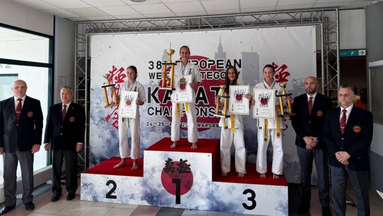 Каменчанка София Филипьева победила на Чемпионате Европы по Киокушин каратэ