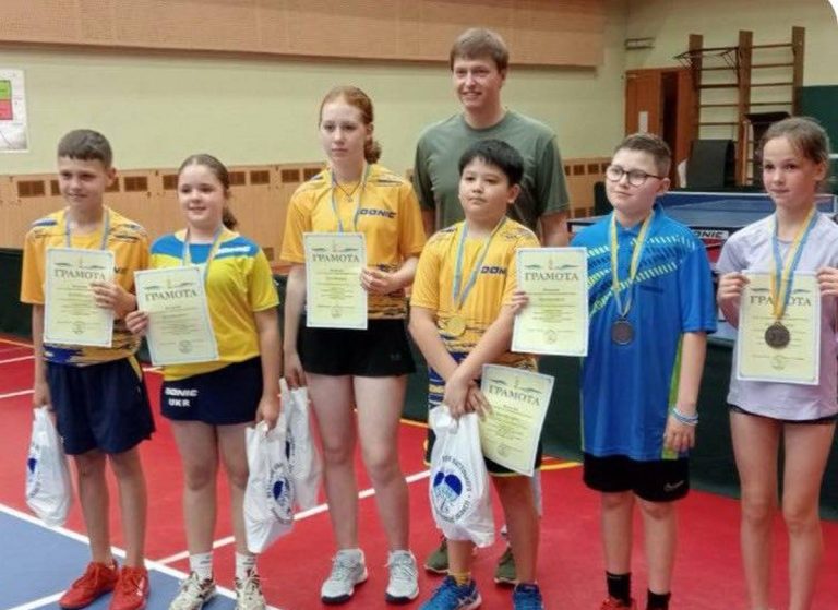 Юные теннисистки Каменского — среди лучших на чемпионате Днепропетровщины