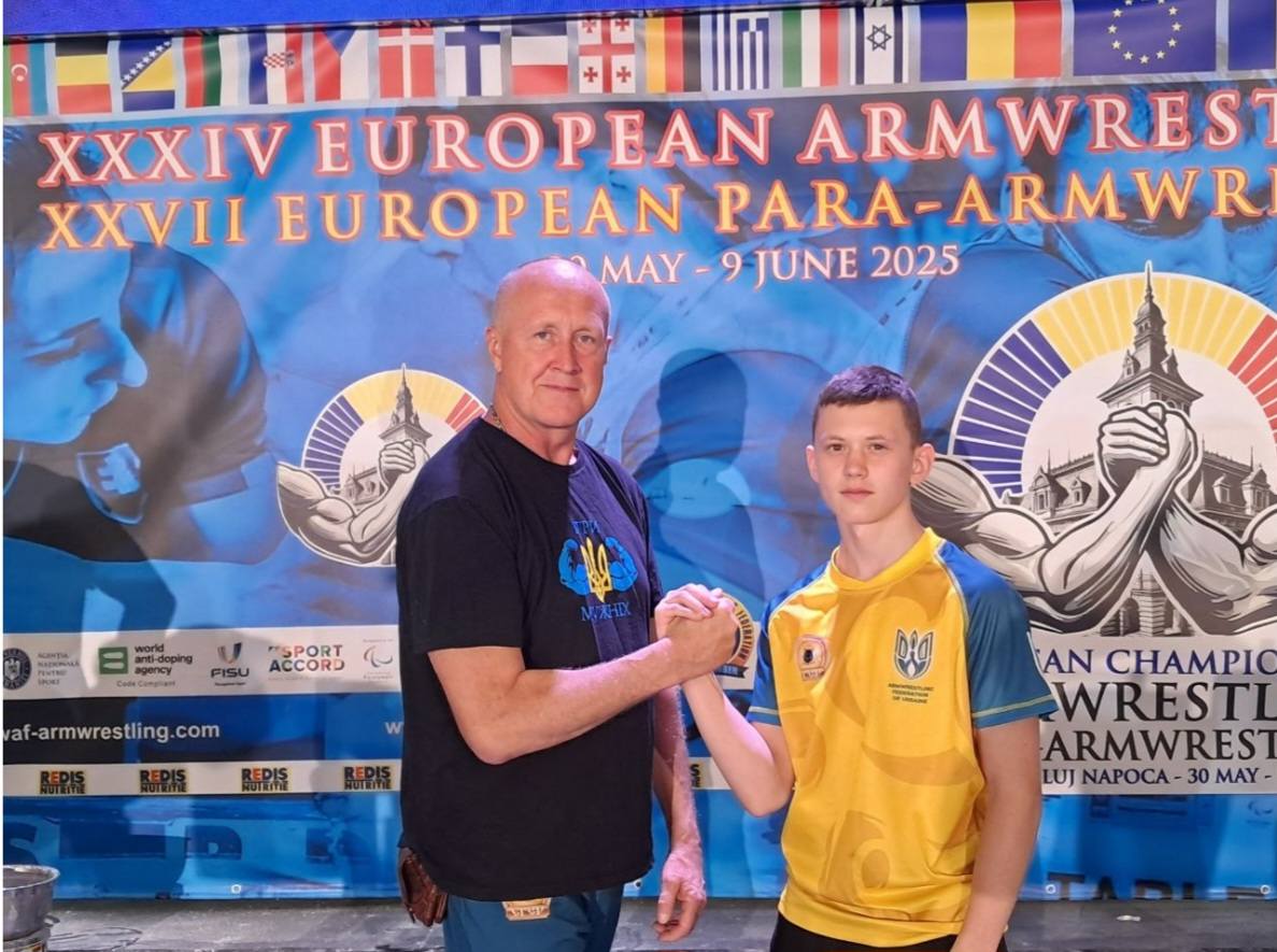 Кам’янські армрестлери вибороли шість медалей на чемпіонаті Європи в Румунії