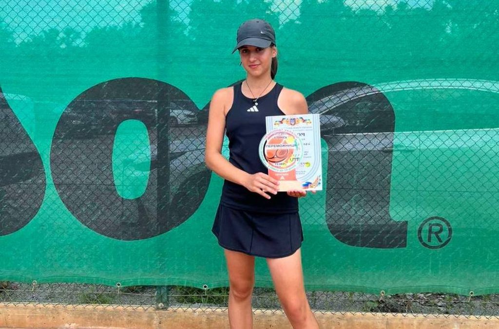 Тенісистки Кам’янського здобули медалі на чемпіонаті України 