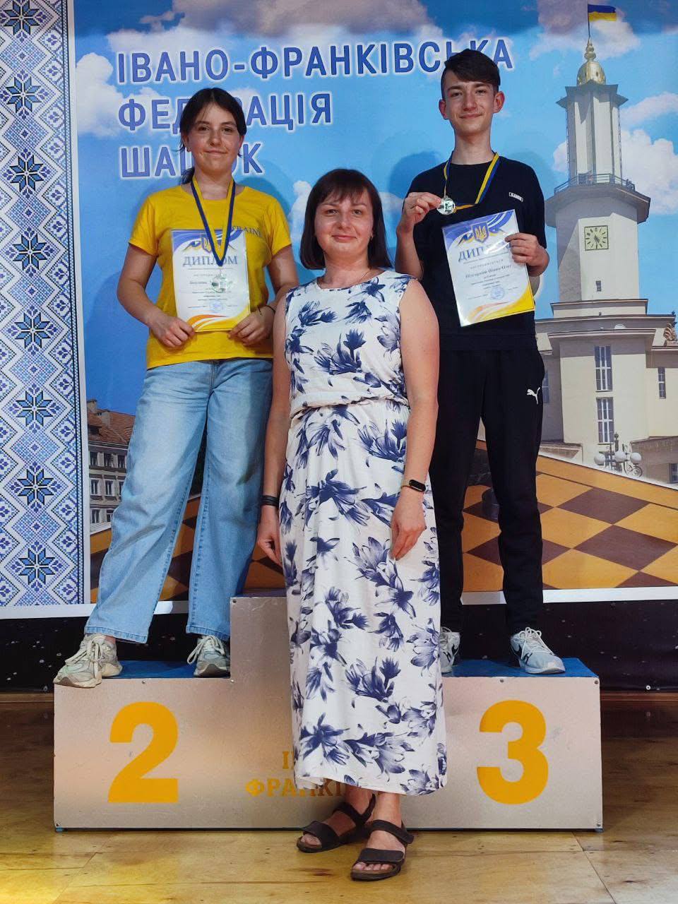 Шашкісти Кам’янського - призери чемпіонату України в Івано-Франківську