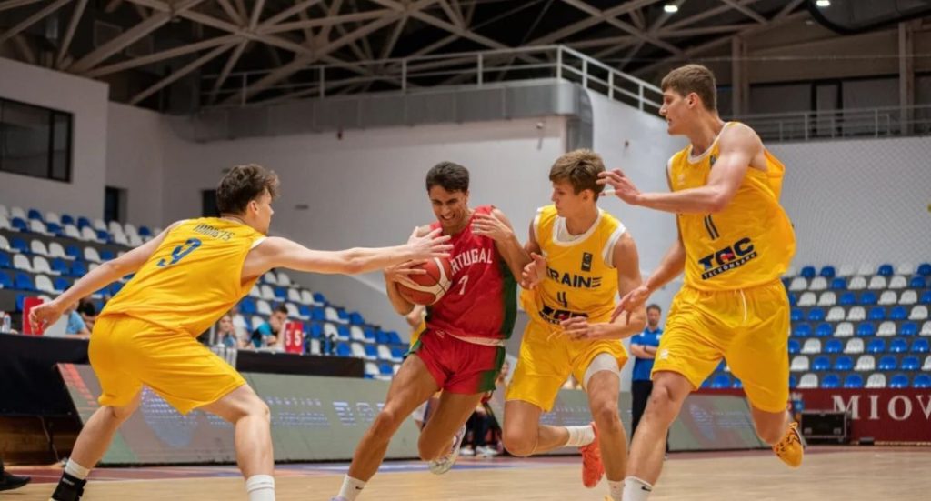 Збірна України U-18 поступилася Португалії в груповому етапі Євробаскету-2025