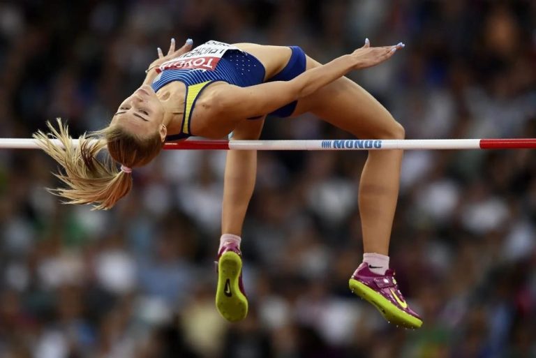 Юлія Левченко стала чемпіонкою України зі стрибків у висоту
