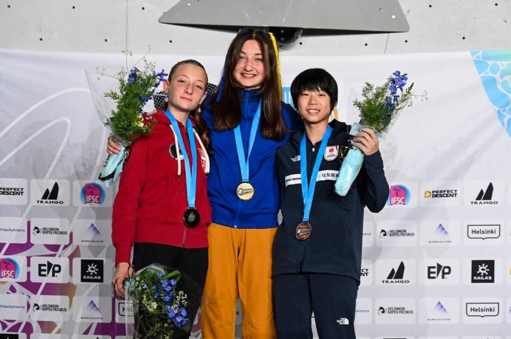 Днепрянка Рафаэль Казбекова завоевала «золото» на чемпионате мира по скалолазанию