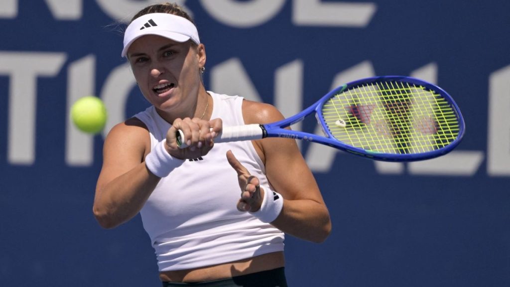 Стародубцева уверенно квалифицировалась в основную сетку Australian Open-2026