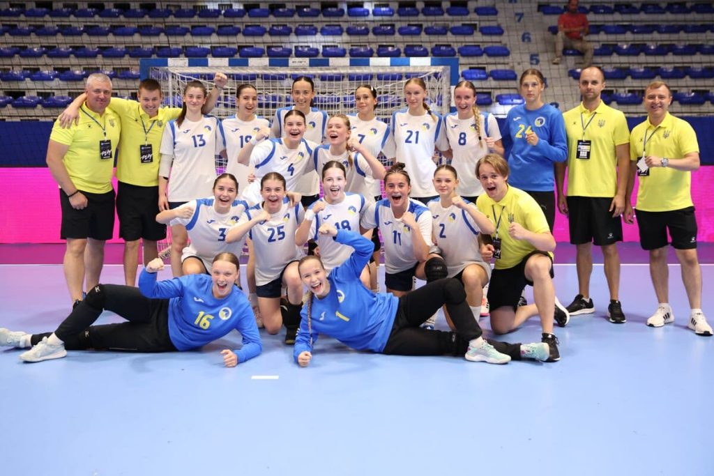 Жіноча збірна України U-17 завоювала бронзу чемпіонату Європи з гандболу
