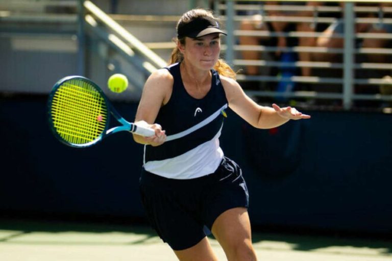 Снигур разгромно пробилась в четвертьфинал WTA 125 в Португалии