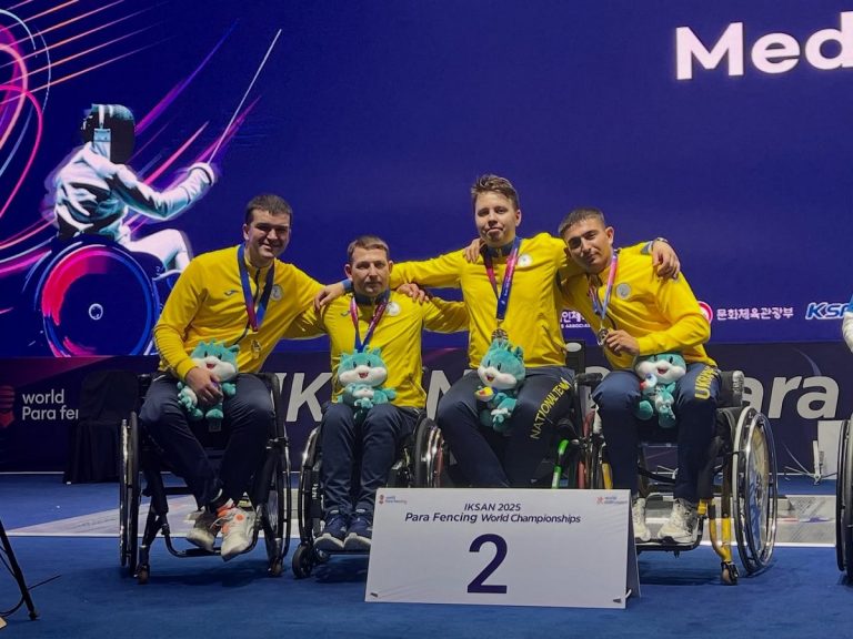 Украинские саблисты — вице-чемпионы мира по фехтованию на колясках