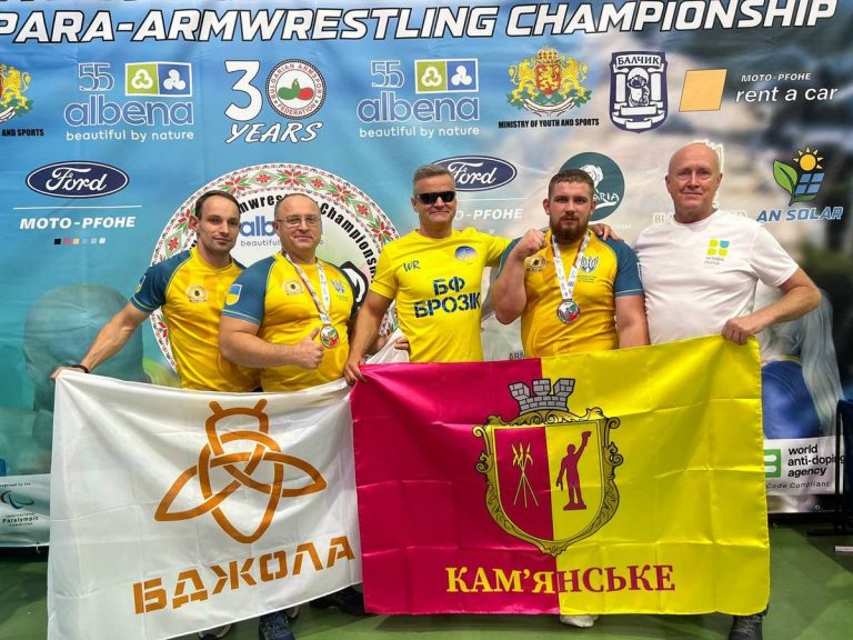 Каменчане завоевали медали на чемпионате мира по армрестлингу в Болгарии