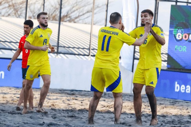 Сборная Украины по пляжному футболу потерпела поражение от Испании в матче Суперфинала Евролиги