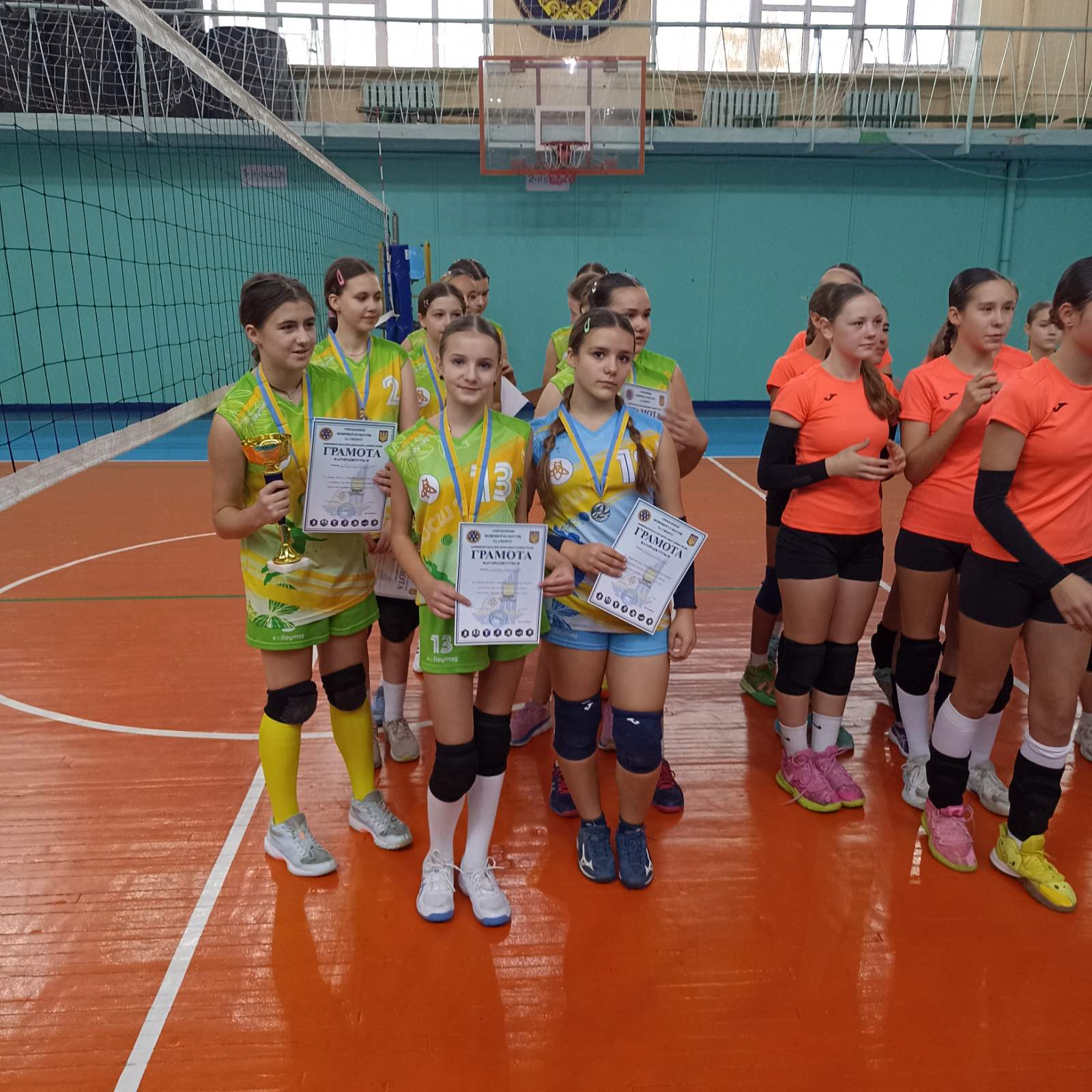 Кам’янські волейболістки вибороли "срібло" на турнірі пам’яті Олімпійського чемпіона Станіслава Люгайла 2 Кам’янські волейболістки вибороли "срібло" на турнірі пам’яті Олімпійського чемпіона Станіслава Люгайла