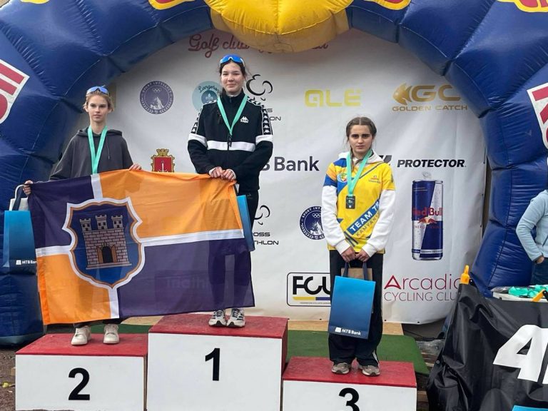 Воспитанники каменской ДЮСШ №5 отличились на чемпионате Украины по триатлону