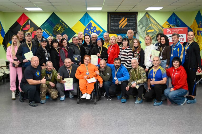 “Незламний народ незламної країни!”: у Кам’янському відбувся спортивно-патріотичний захід до Дня захисників і захисниць України