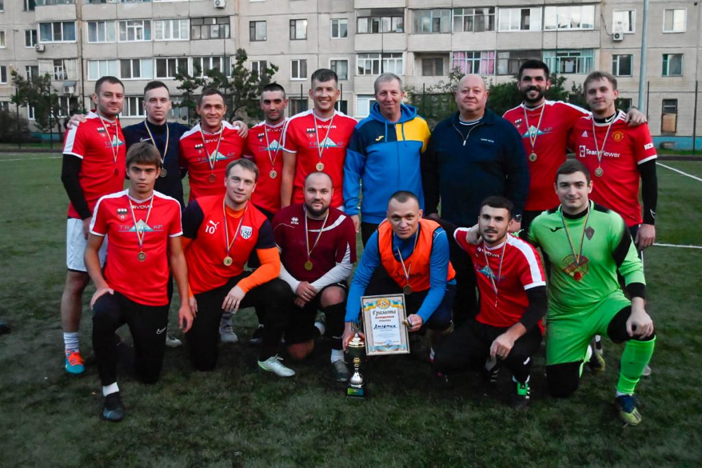 “Атлетик” розгромив “ПМГУ Камет-сталь” у фіналі Кубку Кам’янського з футболу