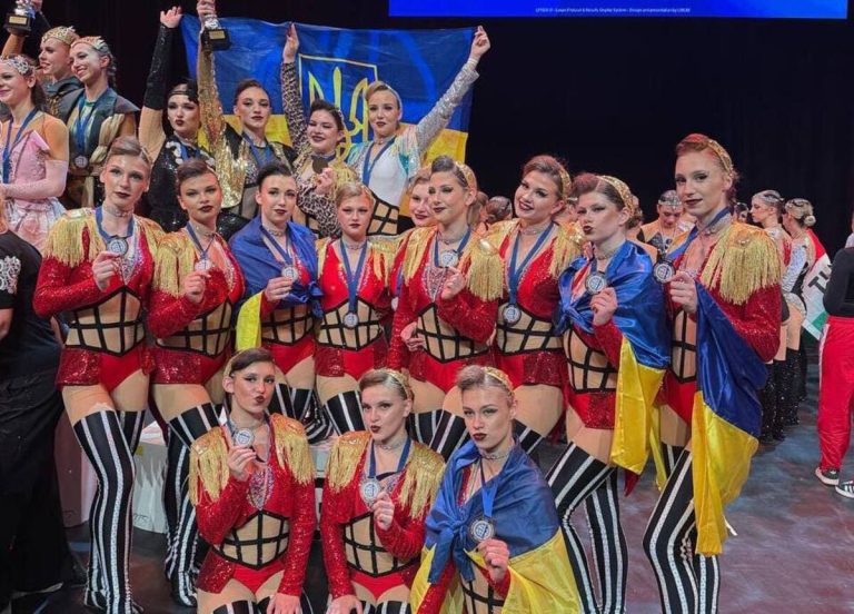 Українці вибороли нагороди на змаганнях з акробатичного рок-н-ролу у Франції