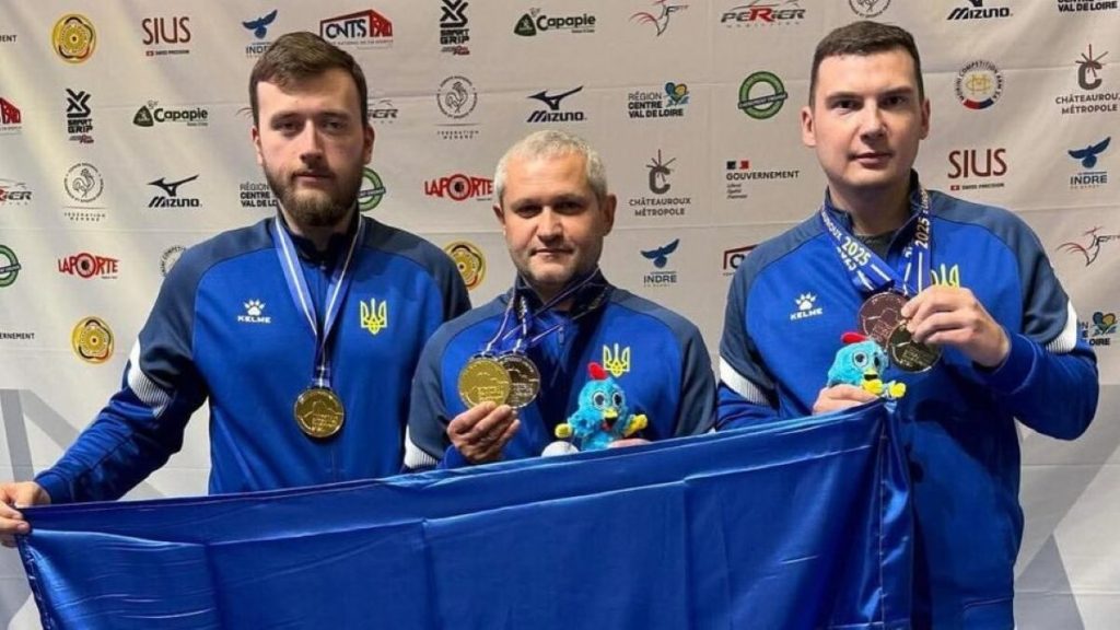 Сборная Украины завоевала первую медаль на чемпионате мира-2025 по пулевой стрельбе