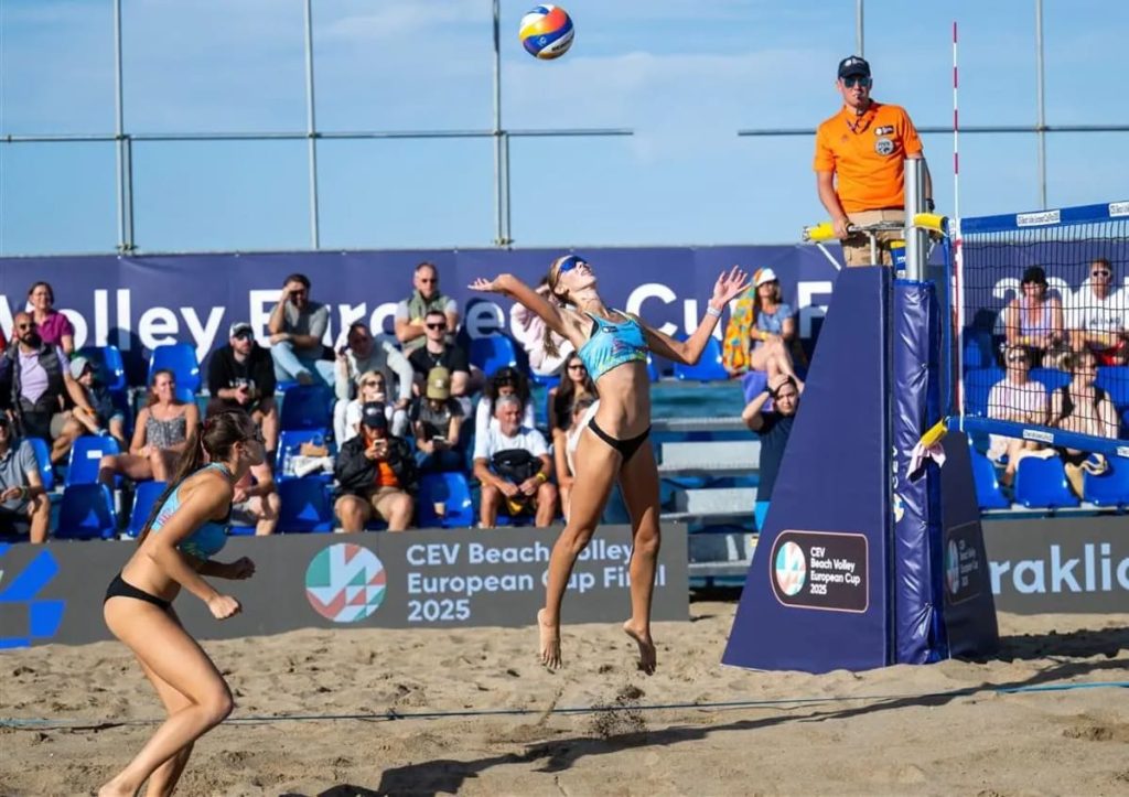 Дві українські пари пляжних волейболісток вийшли у плейоф чемпіонату світу-2025