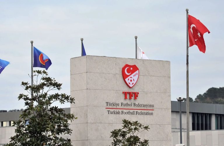 Турецька федерація футболу дискваліфікувала понад 100 футболістів за участь у ставках