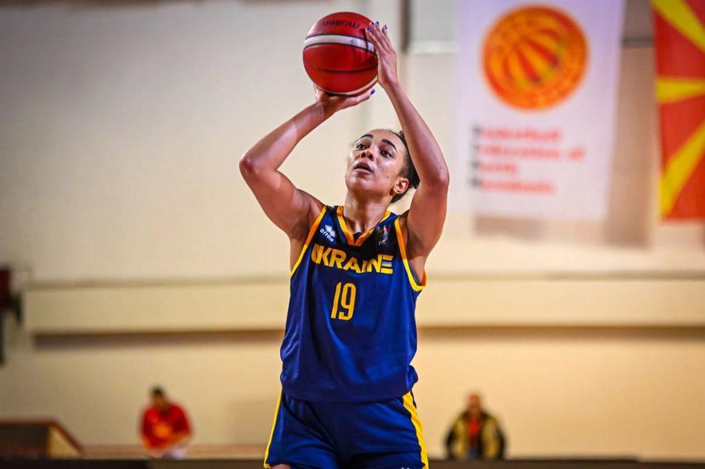 Центрова збірної України Міріам Уро-Ніле претендує на звання MVP першого вікна відбору на Євробаскет-2027