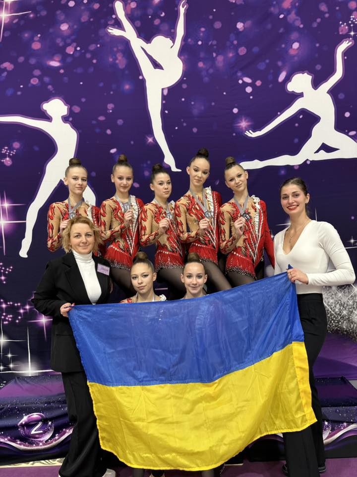Кам'янчанки успішно виступили на всеукраїнських змаганнях з естетичної групової гімнастики